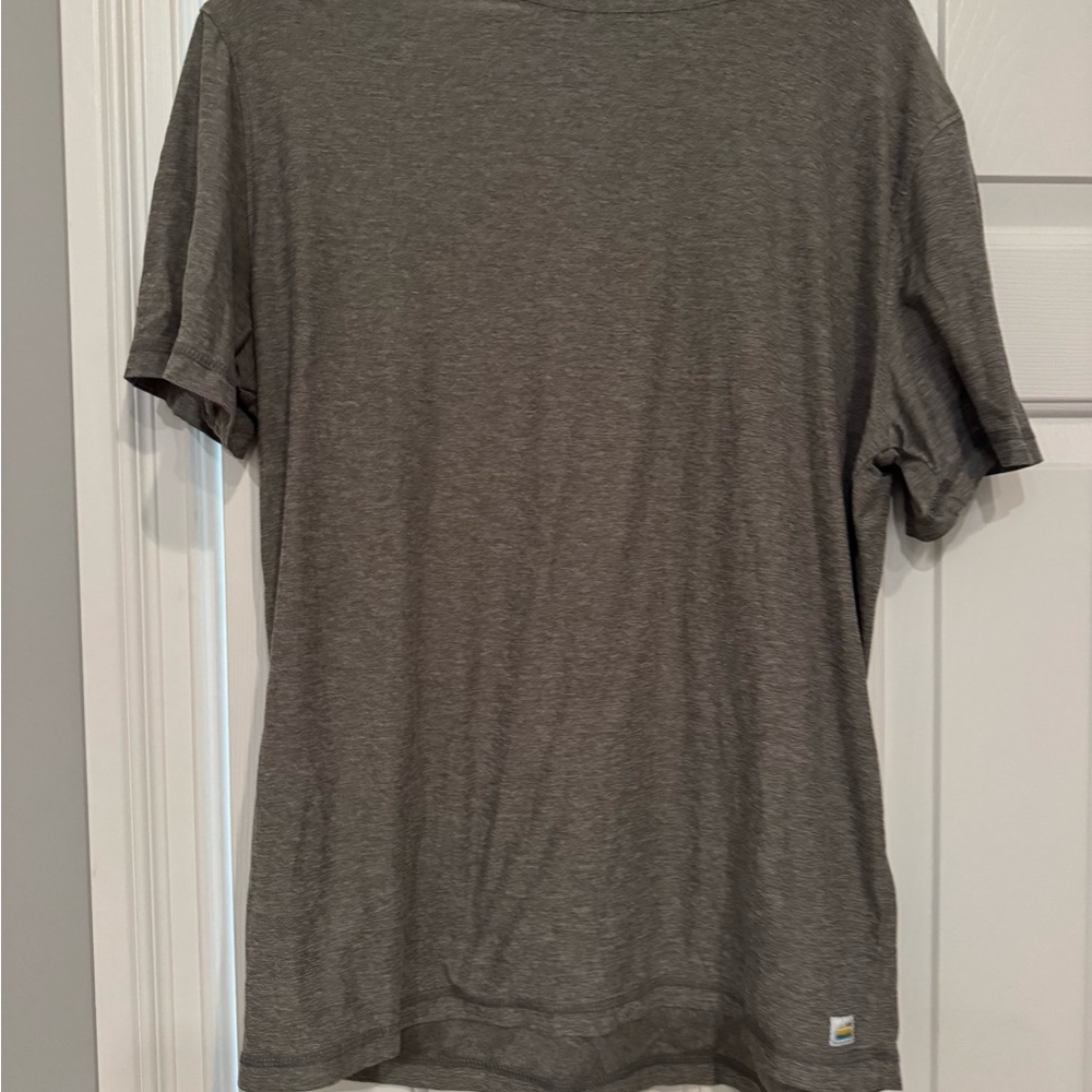 Viori Classic Gray Men's Short-Sleeve T-Shirt